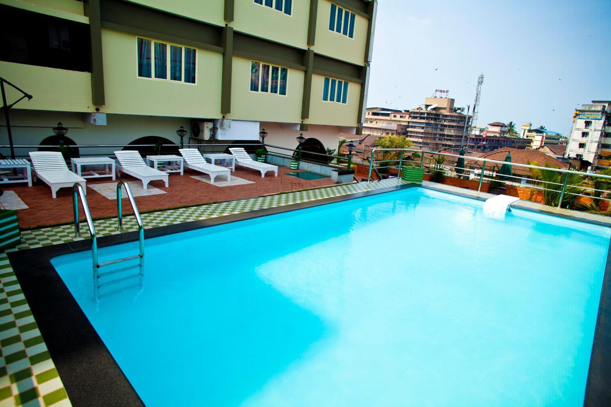 Paramount Tower Calicut Exterior foto