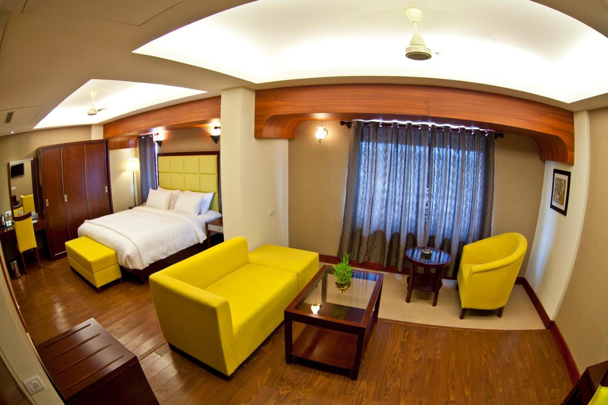 Paramount Tower Calicut Exterior foto