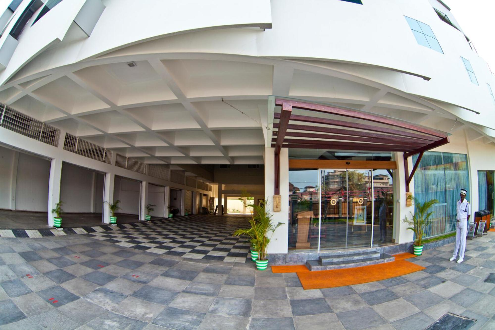 Paramount Tower Calicut Exterior foto